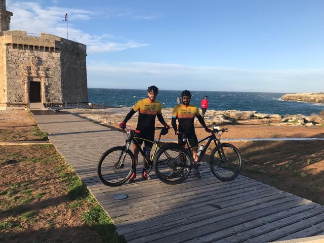 Senderos por la playa